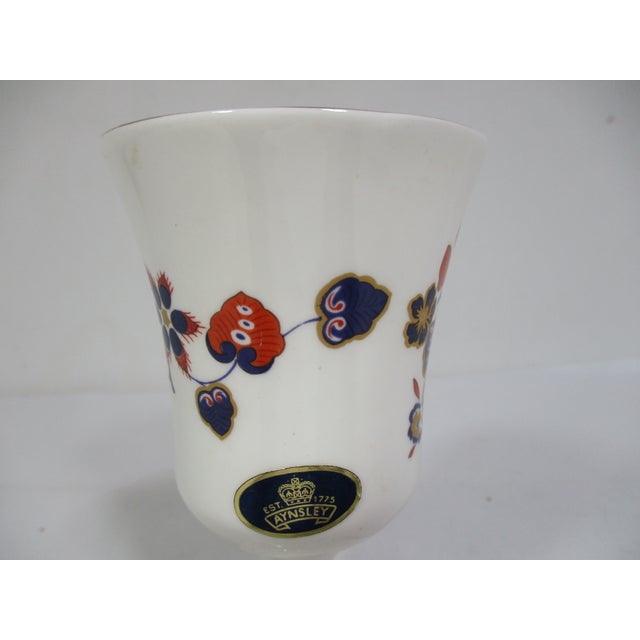 John Aynsley Aynsley Bird of Paradise Stemmed Vase For Sale - Image 4 of 9