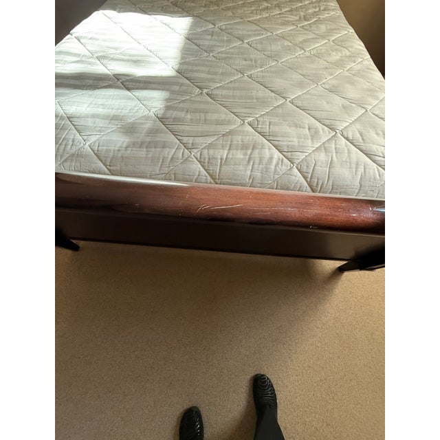 1990s Mahogany Queen Bed Designed by Barbara Barry For Sale - Image 5 of 8