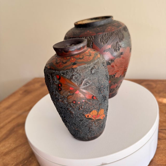 1930s Japanese Takamaki-E Style in the Manner of Edo/Meiji Lacquer Ware Vases- A Pair For Sale - Image 11 of 12