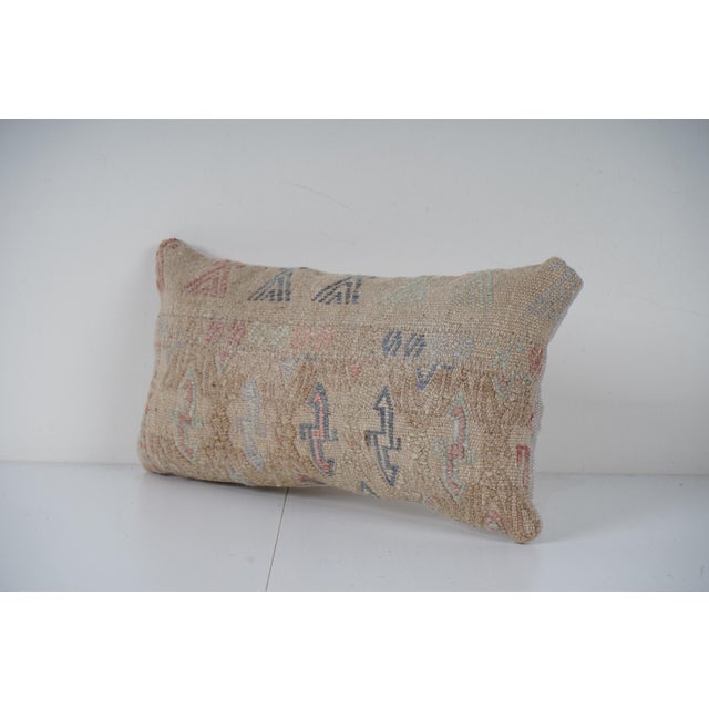 Handmade Turkish Rug Pillow Covers • Vintage Rug Decor Elevate your home decor with these exquisite 8" x 15" pillow covers...