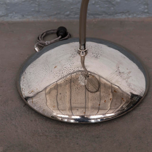Modernist Streamline Floor Lamp in Chrome and Opal Glass, 1930s For Sale - Image 6 of 10