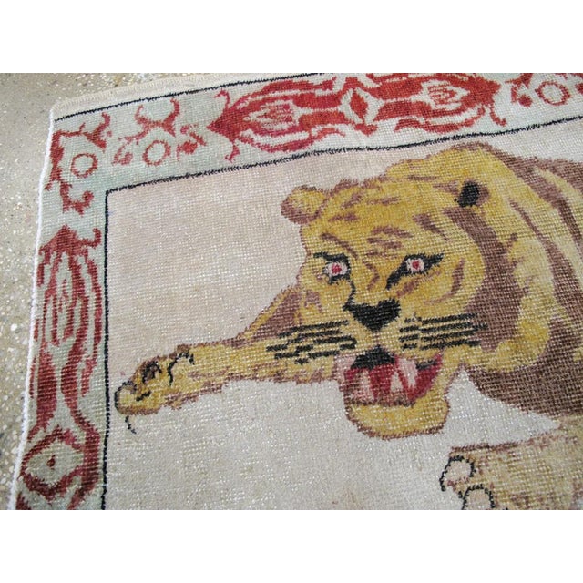 Galerie Shabab Collection Mid-20th Century Turkish Anatolian Rug For Sale - Image 4 of 6