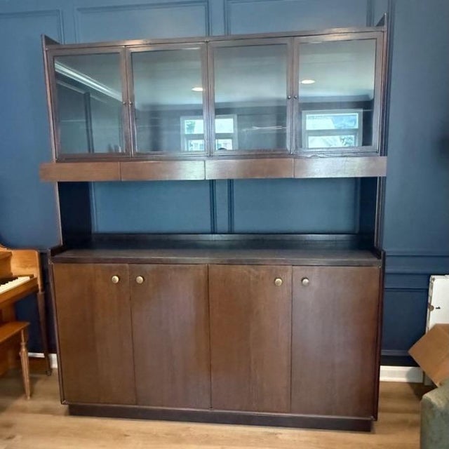 Vintage Dunbar China Cabinet Original 1950-1960's Dunbar china cabinet in great used condition. Features walnut base with...
