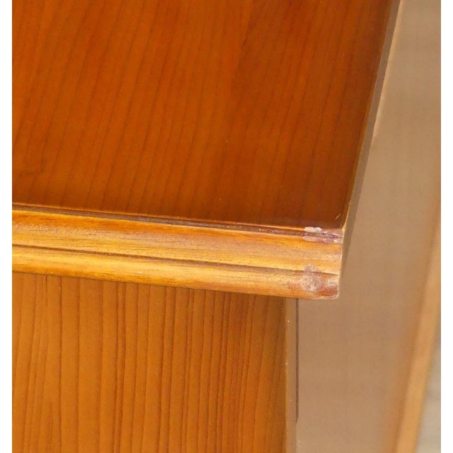 English Yew Chest of Drawers with Retractable Doors and Oval Fittings from Heldense For Sale - Image 6 of 17