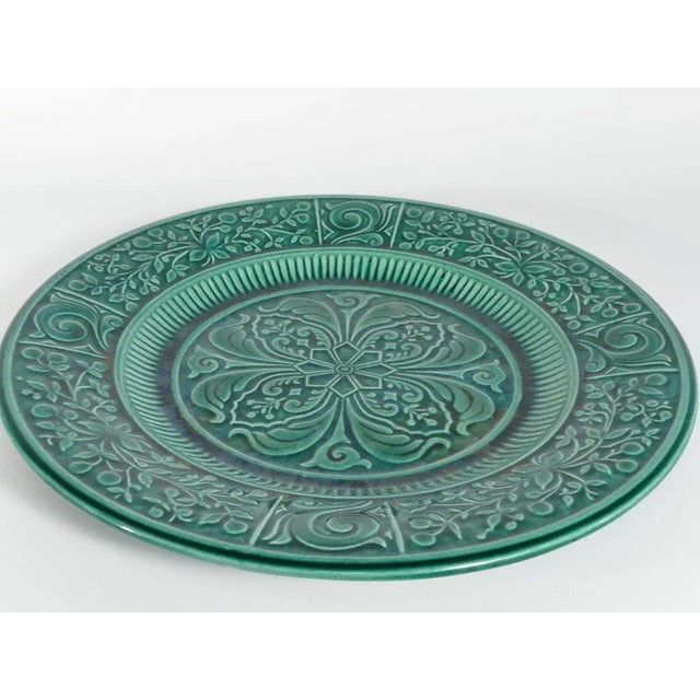Ceramic Large Scandinavian Modern Green Plate from Arol Ceramic, Norway, 1950s For Sale - Image 7 of 12