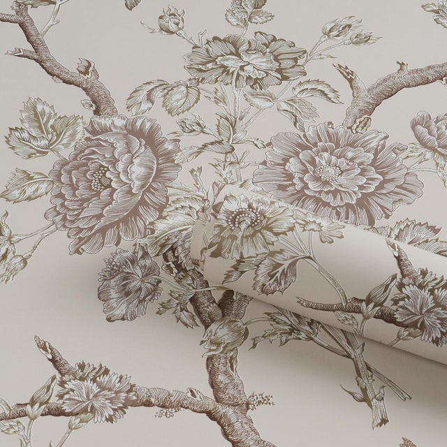 Schumacher Schumacher Inverness Garden Wallcovering In Ivory For Sale - Image 4 of 6
