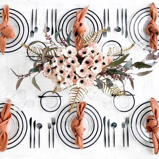 Farmhouse Organic Cotton Napkins - Burnt Sienna, Set of 4 For Sale - Image 3 of 4