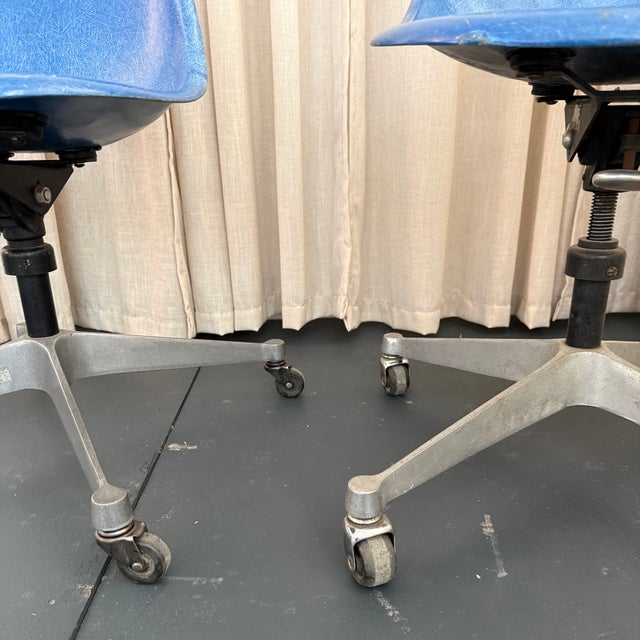 Blue Pair of Eames for Herman Miller Blue Fiberglass Rolling Chairs For Sale - Image 8 of 8