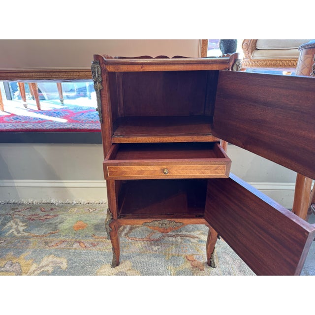 French Late 19th Century French Louis XV Style Antique Book Table For Sale - Image 3 of 8