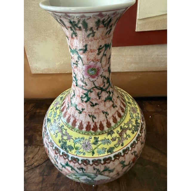 Chinoiserie Chinese Famille Rose Porcelain Vase Circa 1940–1960 Hand Painted Floral Chinoiserie Qianlong Mark 14.5 Inch For Sale - Image 3 of 12