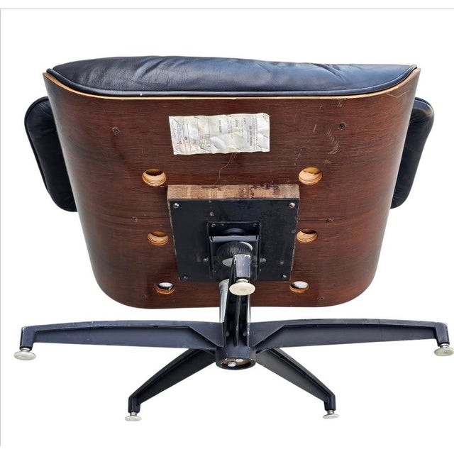 Mid-Century Modern 1970s Mid Century Eames Style Lounge Chair and Ottoman by Plycraft For Sale - Image 3 of 18