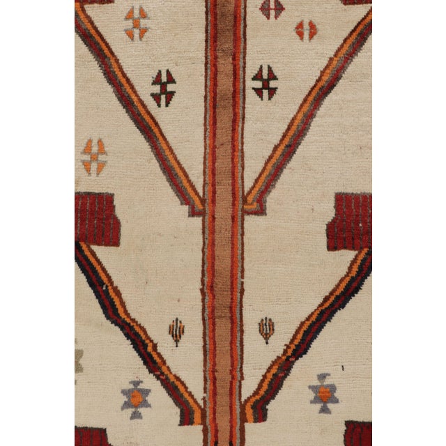 Vintage Persian Gabbeh Rug, Minimalist Tree of Life in Beige & Red - Rug & Kilim For Sale In New York - Image 6 of 10