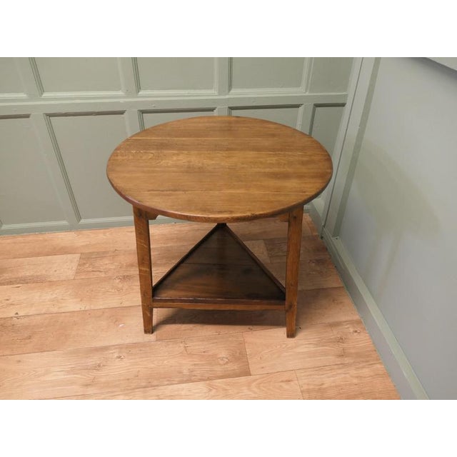 Beautiful Georgian English Oak Cricket Table This lovely table is made in a Light Golden Coloured Oak it has a smooth...