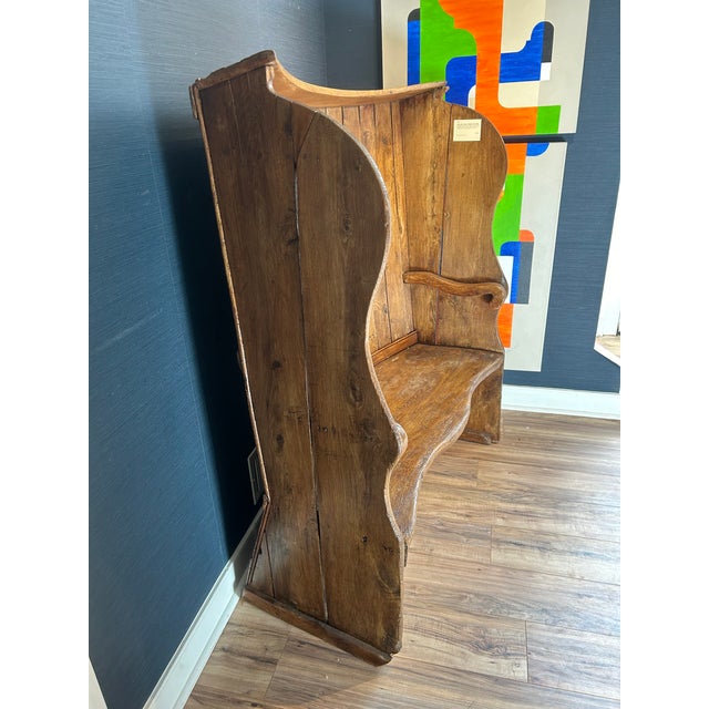 English Late 18th Century Georgian Elm Settle For Sale - Image 3 of 9