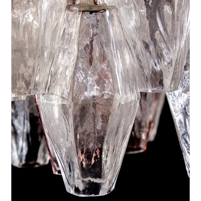Glass Pink and Ice Poliedri Chandelier attributed to Carlo Scarpa from Venini, 1955 For Sale - Image 7 of 15