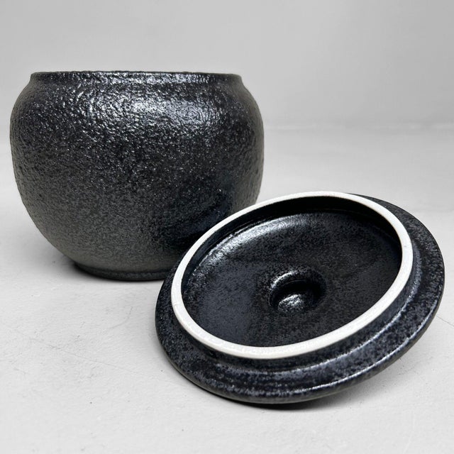 1990s Vintage Japanese Umeboshi Storage Jar with Lid, 1990s For Sale - Image 5 of 13