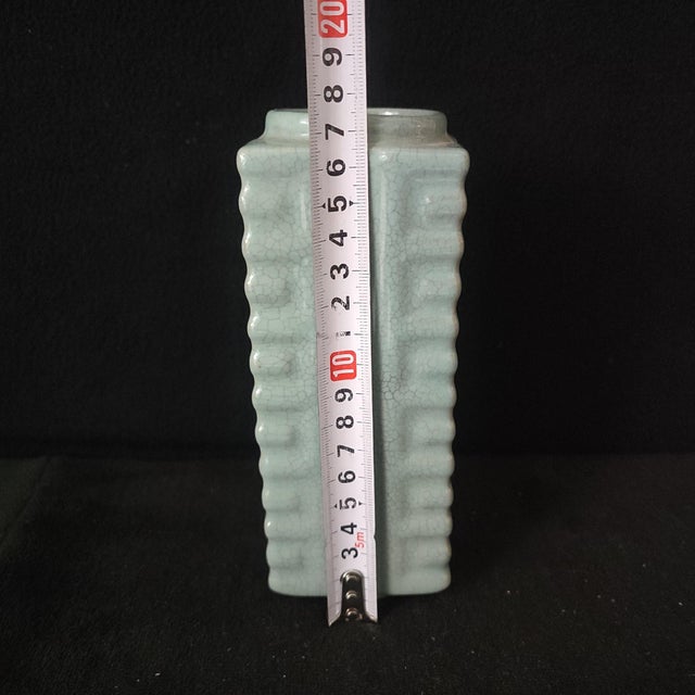 Chinese Ceramic Vase,Guan Ware Celadon Glaze Porcelain Vase Hand Painted Ridged Decoration Pattern For Sale - Image 9 of 10
