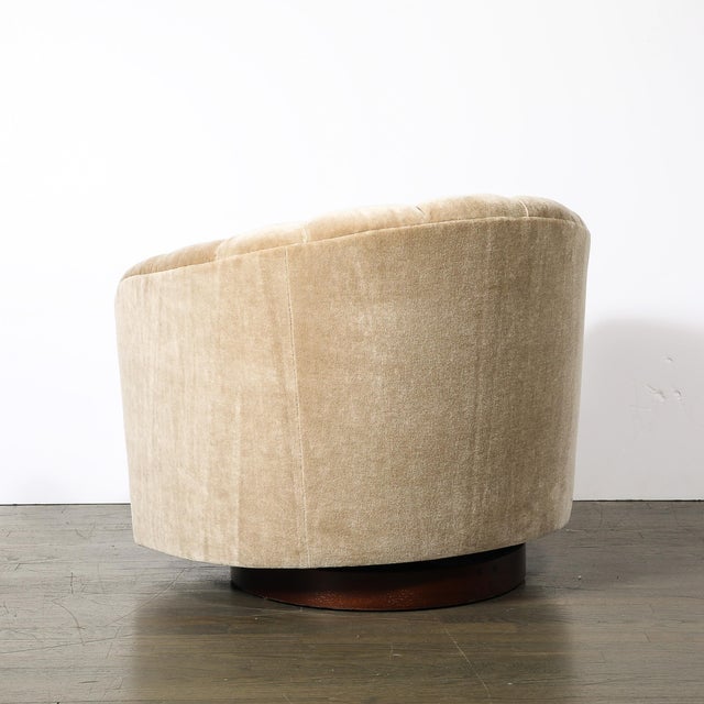 Pair of Mid-Century Biscuit Tufted Mohair Swivel Chairs Signed Milo Baughman For Sale In New York - Image 6 of 12