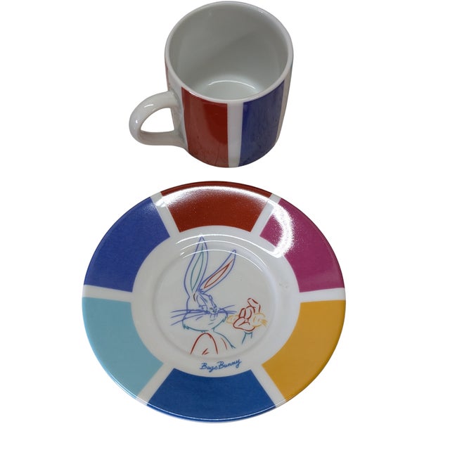 American 1990s Warner Bros Looney Market 4 Demitasse Cups & Saucers Set For Sale - Image 3 of 6