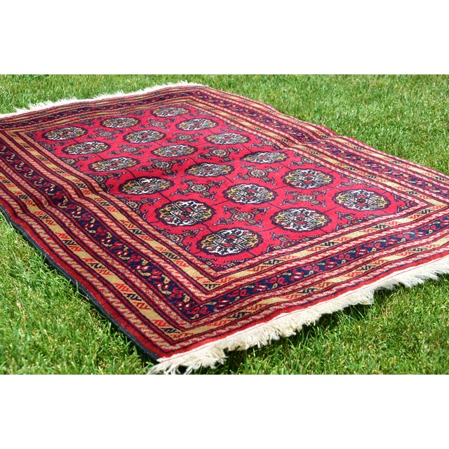 Red 1970s Vintage Traditional Turkish Anatolian Hand Knotted Ikat Kayseri Rug For Sale - Image 8 of 10