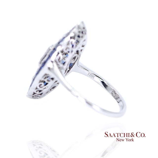 Elegant 18k White Gold Natural Diamond and Blue Sapphire Ring, Size 6.25 For Sale - Image 4 of 10