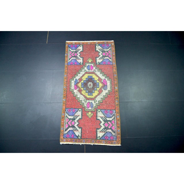 Vintage Turkish Wool Rug For Sale In Phoenix - Image 6 of 6