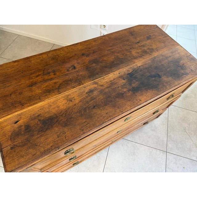 Baroque Chest of Drawers in Pine For Sale - Image 16 of 18