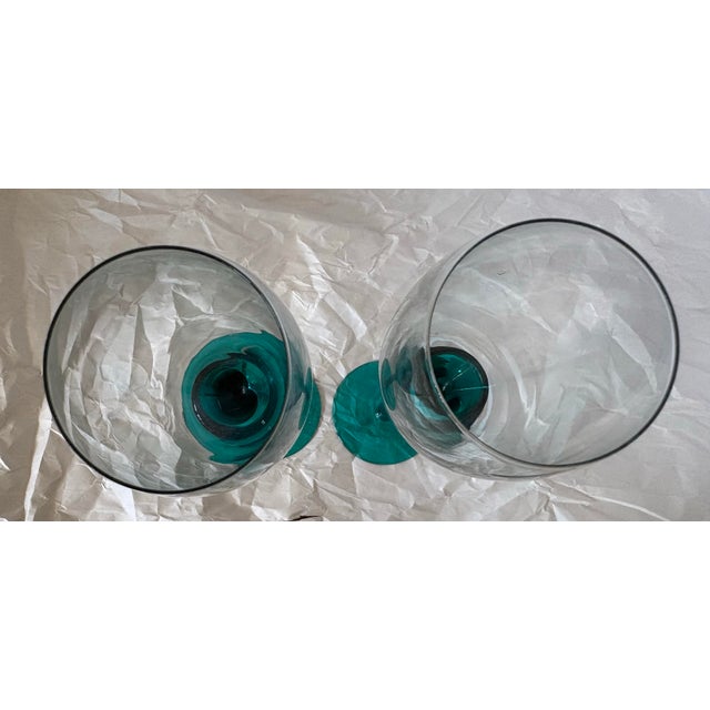 Mid 20th Century Vintage Libbey Domaine Teal Green Petal Stem Tall Champagne Flutes - Pair 9.75” For Sale - Image 5 of 10