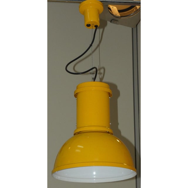 Metal Vintage Painted Metal Pendant Lights from Fontana Arte, 1970s, Set of 3 For Sale - Image 7 of 18