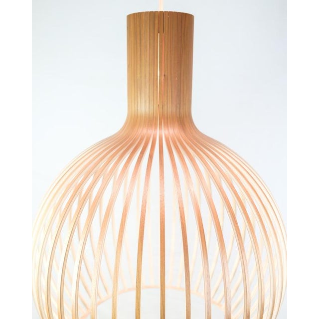 Large Octo 4240 Pendant in Birch Wood by Seppo Koho for Secto Design For Sale - Image 3 of 9