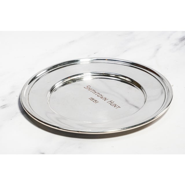 American Interesting Vintage Smithtown Hunt Trophy Silverplate Round Dish Tray Catchall Home Decor For Sale - Image 3 of 8