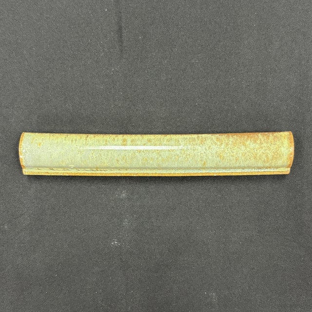 Traditional Cornsilk Glazed Ceramic Top Molding For Sale - Image 3 of 6