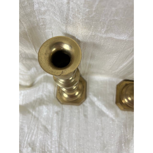 Metal Pair of Vintage Solid Brass Candlesticks – Georgian Colonial Style With Octagonal Bases For Sale - Image 7 of 10