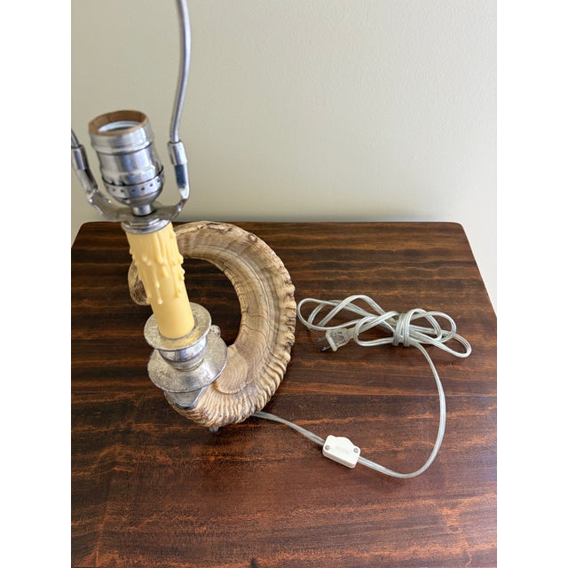Vintage Ram’s Horn Table Lamp – Rustic English Country House Style Lighting For Sale - Image 11 of 11
