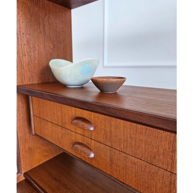 Mid-Century Teak Bookcase with Pull-Out Writing Desk, 1960s For Sale - Image 6 of 18