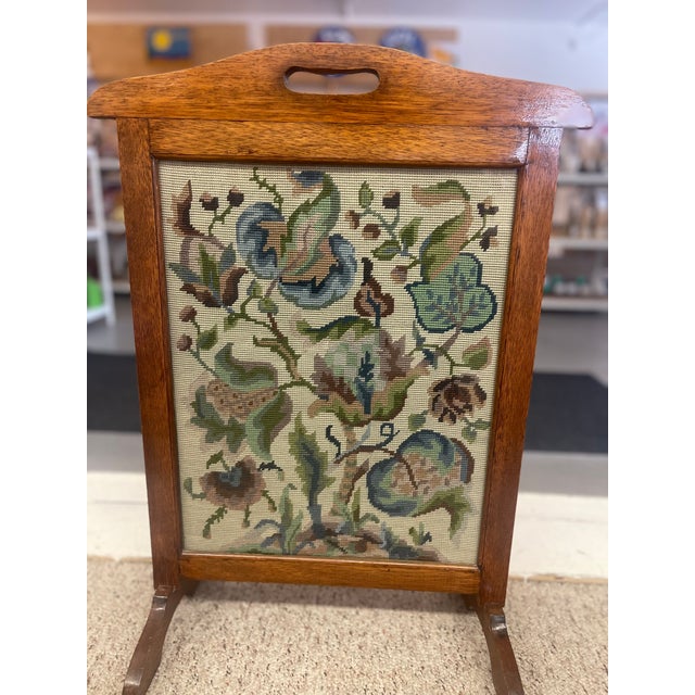 Early 20th Century Possibly Antique Arts & Crafts Oak Fire Screen With Hand-Stitched Floral Needlepoint, Likely Early 20th Century. For Sale - Image 5 of 10