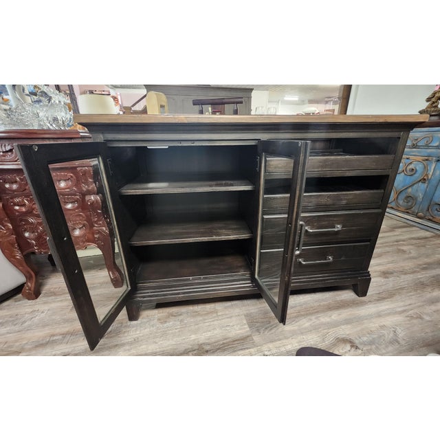 Inspired by the rugged solid wood roads that America traveled, Plank Road is a tribute to the sturdy resolve that is our...