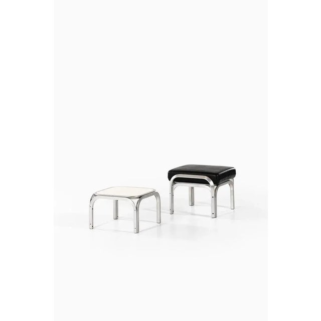 Seating Group by Jørn Utzon attributed to Fritz Hansen, 1960s, Set of 4 For Sale - Image 9 of 10