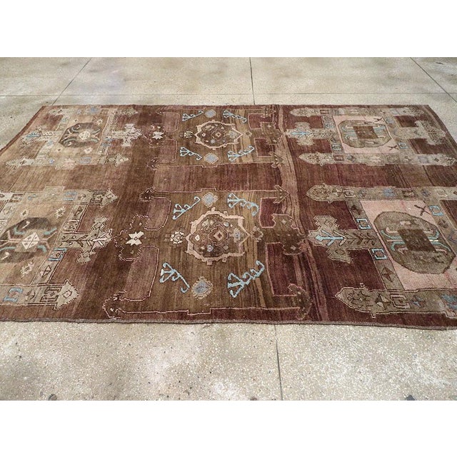 Galerie Shabab Collection Mid-20th Century Turkish Anatolian Accent Carpet For Sale In New York - Image 6 of 10