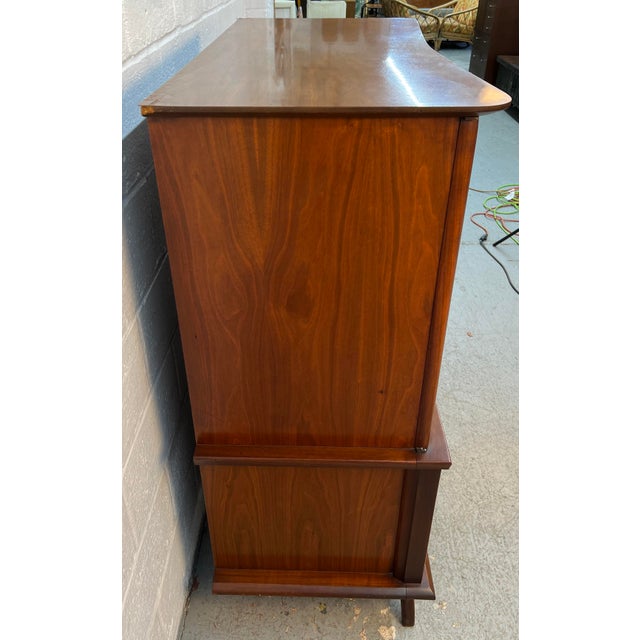 Wood Mid-Century Modern Walnut Highboy Dresser For Sale - Image 7 of 18