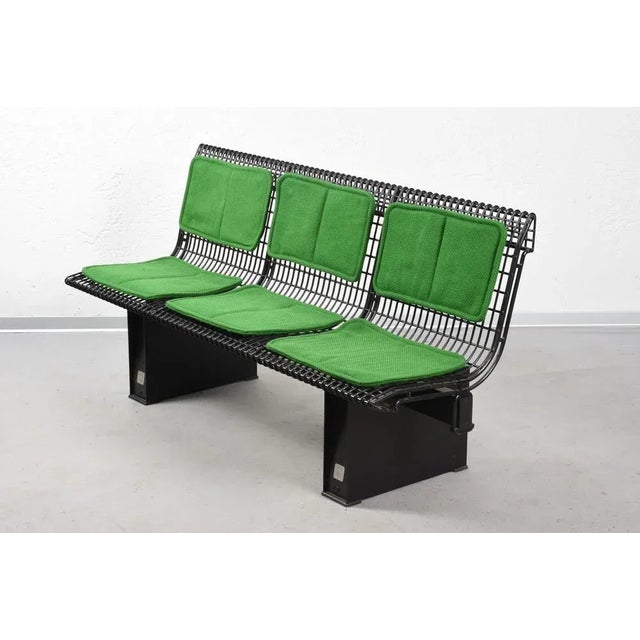 Tecno Italian Green Fabric & Enameled Steel Bench by Marco Fantoni for Tecno, 1982 For Sale - Image 4 of 15