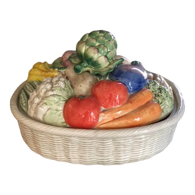 Large Fitz and Floyd Vegetables Motif Covered Dish For Sale