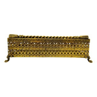 VTG Hollywood Regency Rope and Tassel Gilt Fligree Tissue Box Holder With Claw Feet (M4). For Sale