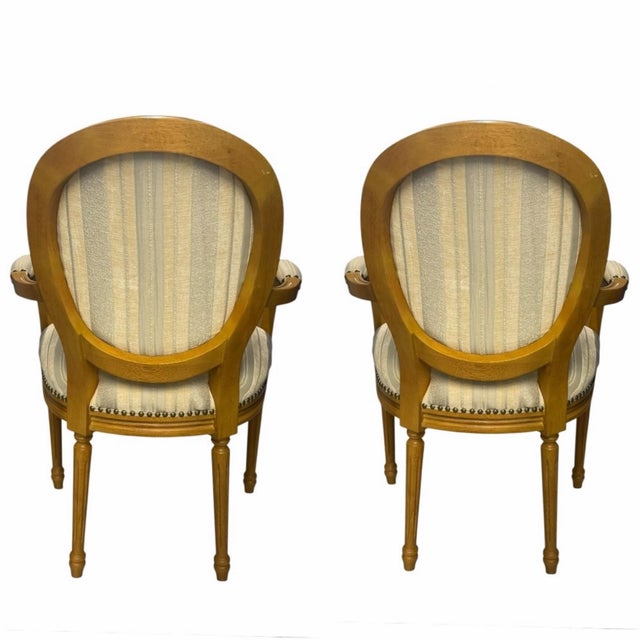 English 1970s Pair of Old Hickory Tannery Serena Arm Chairs For Sale - Image 3 of 11
