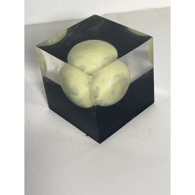 1950s MCM Lucite Cube With Ball Paperweight For Sale - Image 4 of 4