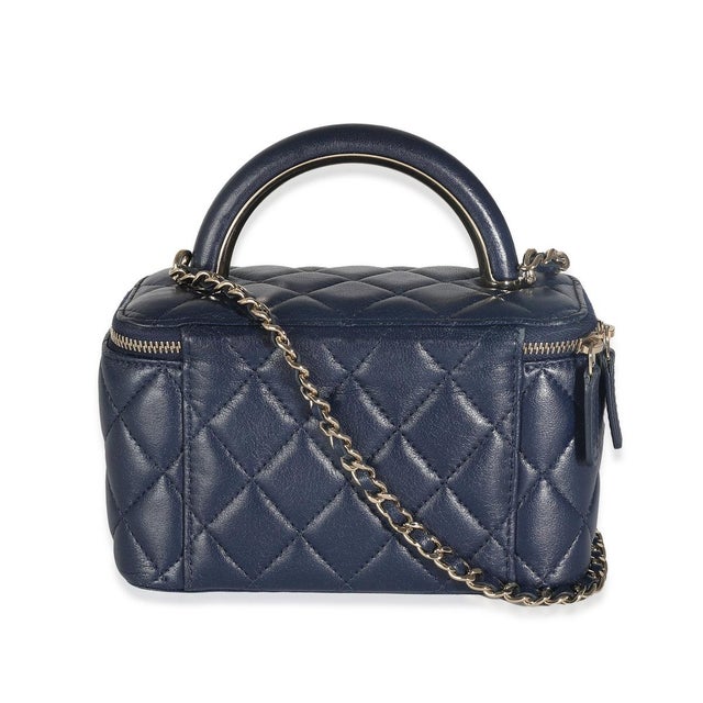 2020s Navy Quilted Lambskin Top Handle Vanity Case With Chain For Sale - Image 5 of 9