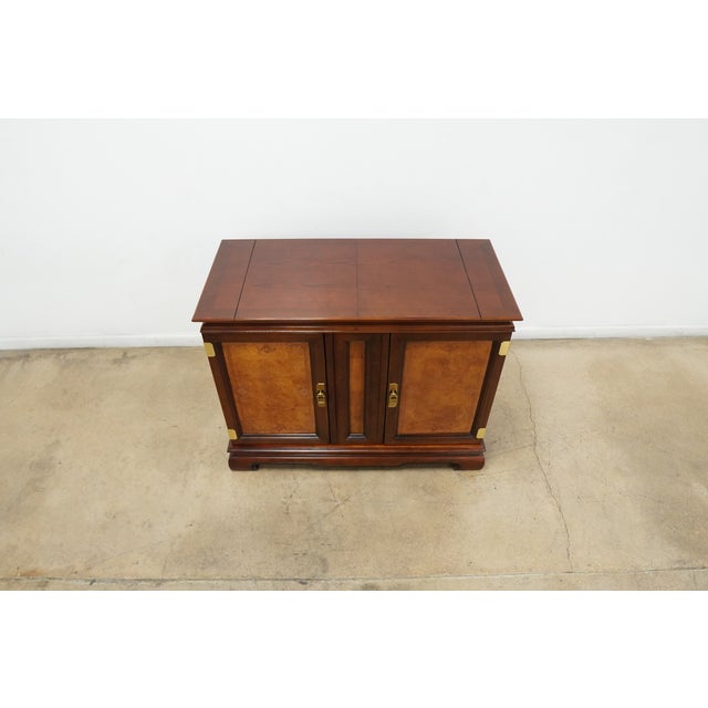 Chinoiserie Vintage Universal Furniture Chinoiserie Bar Cabinet, Attributed For Sale - Image 3 of 18