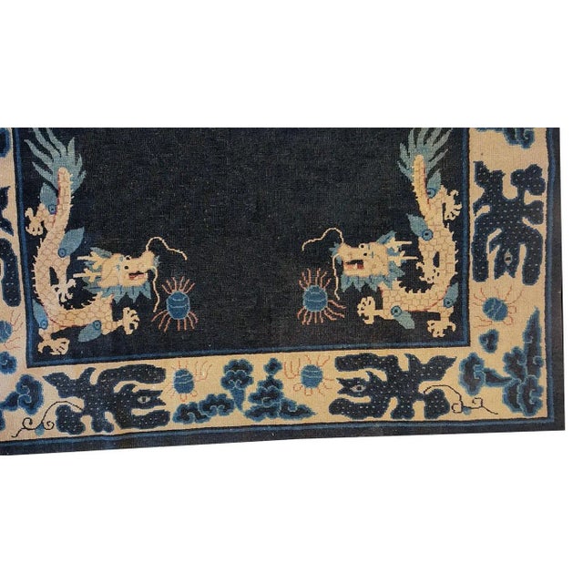 Chinese 1890s Navy Blue Dragon Medallion Antique Chinese Ningxia Carpet 6' X 8' 8'' Wool Knotted Rug For Sale - Image 3 of 8