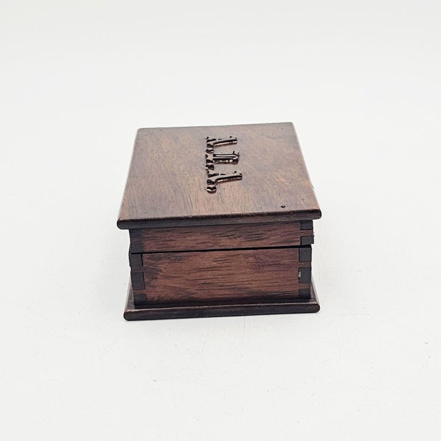 1930s Jewelry Box, England Circa 1930 For Sale - Image 5 of 8