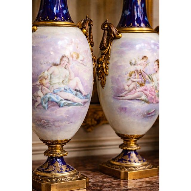 Manufacture de Sevres 1850s Sevres Louis XVI Blue Bronze Porcelain Vases - Pair For Sale - Image 4 of 18